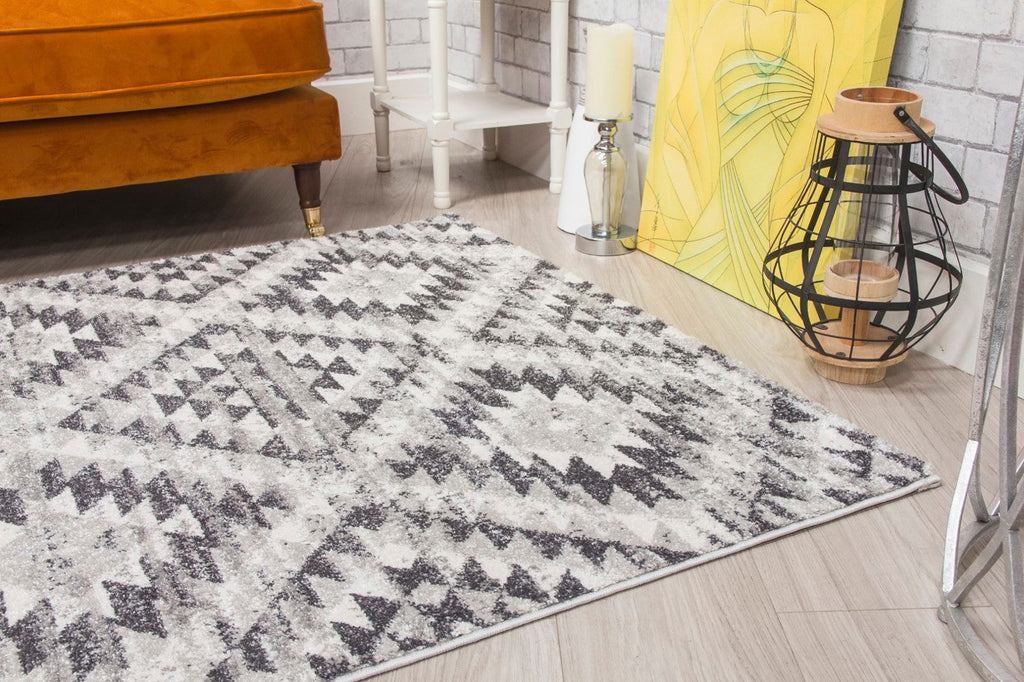 Ardenne Azteca Grey Rug - MacCarthys