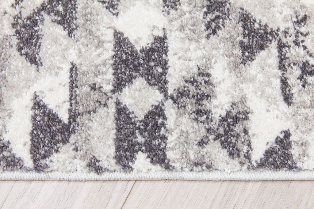 Ardenne Azteca Grey Rug - MacCarthys