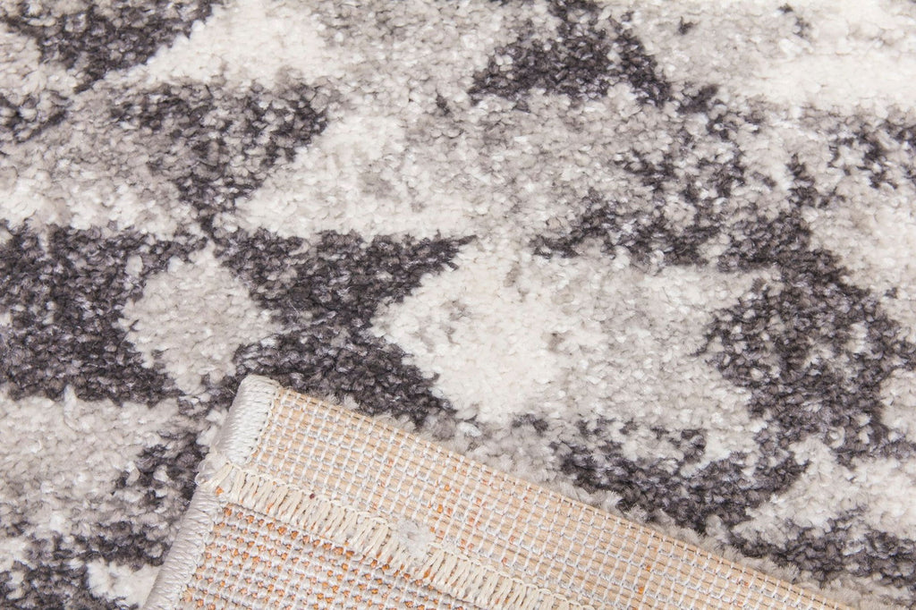 Ardenne Azteca Grey Rug - MacCarthys