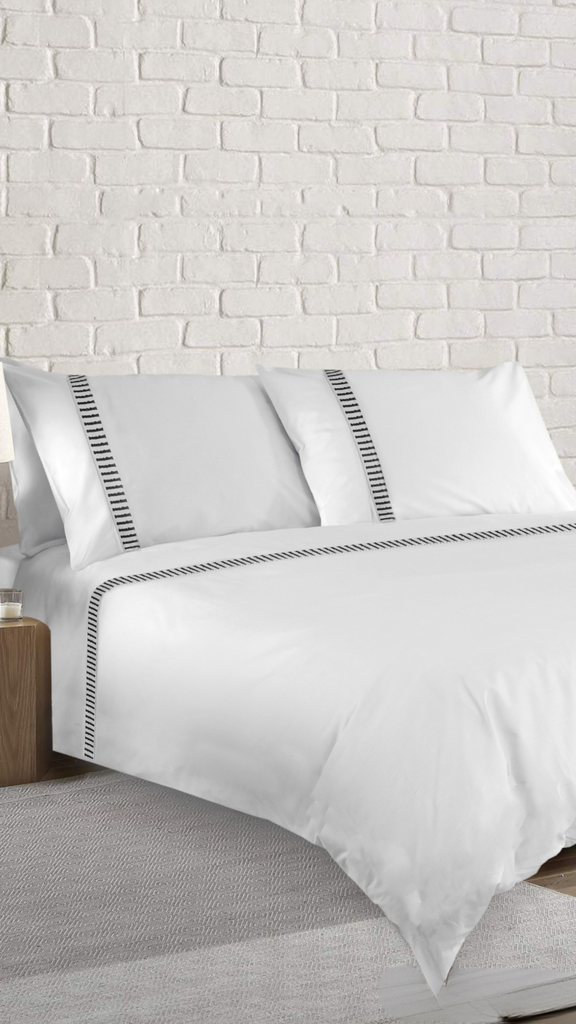 Atlantic Linen Paris White & Black Duvet Set - MacCarthys