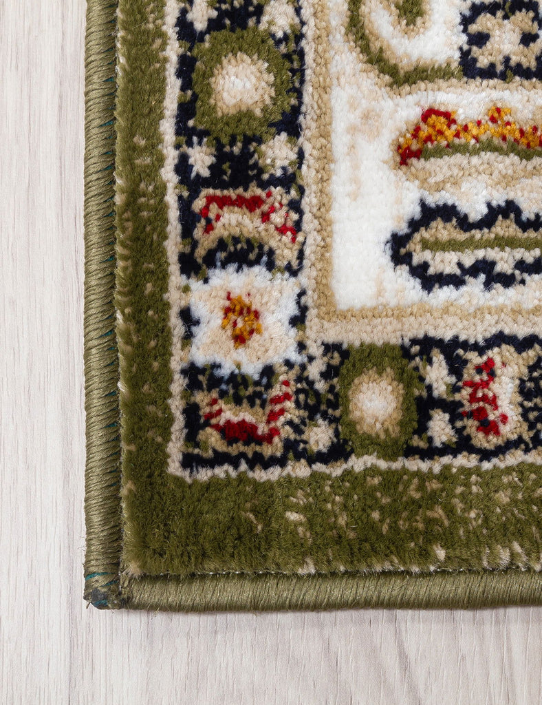 Aziza Medallion Rug - Green - MacCarthys