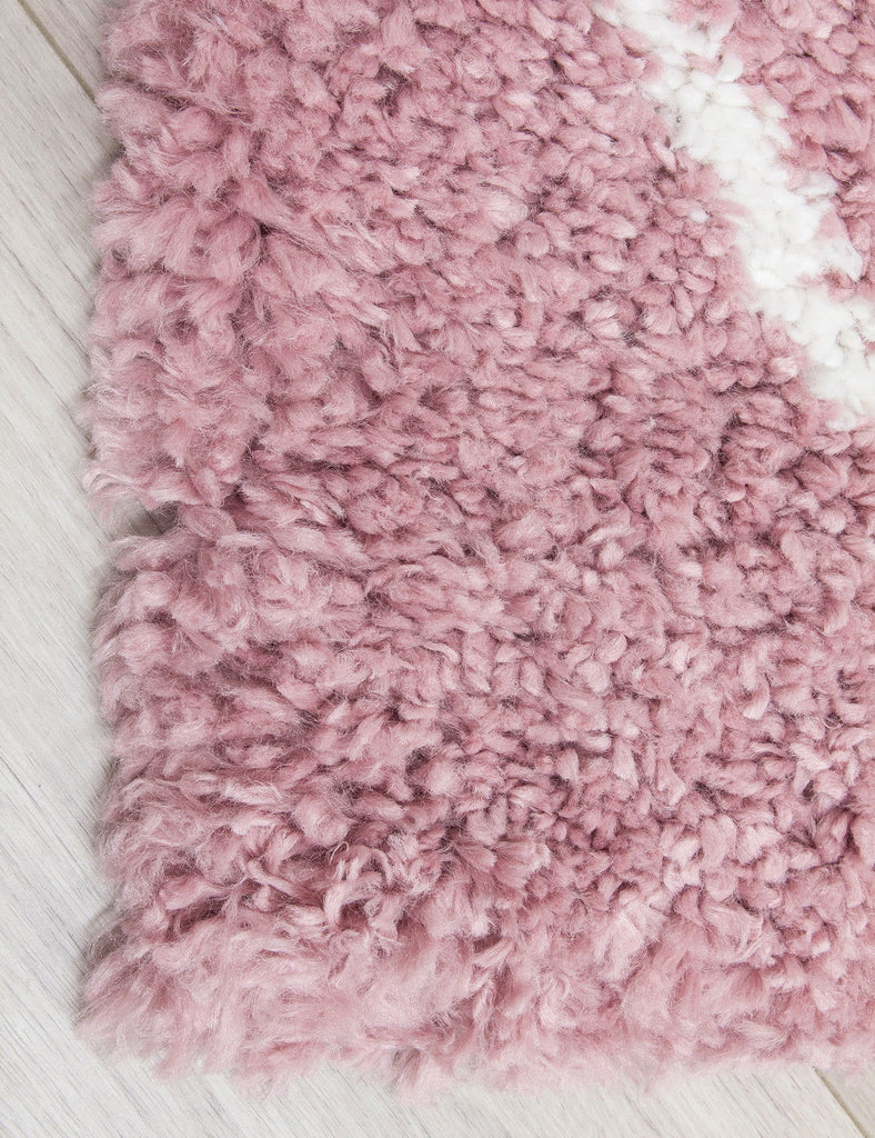 Fantasy Trellis Pink/Cream Shaggy Rug - MacCarthys